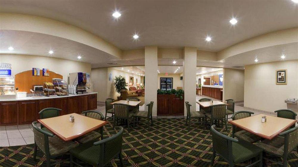 Holiday Inn Express Hotel & Suites Elkins By Ihg Exterior photo