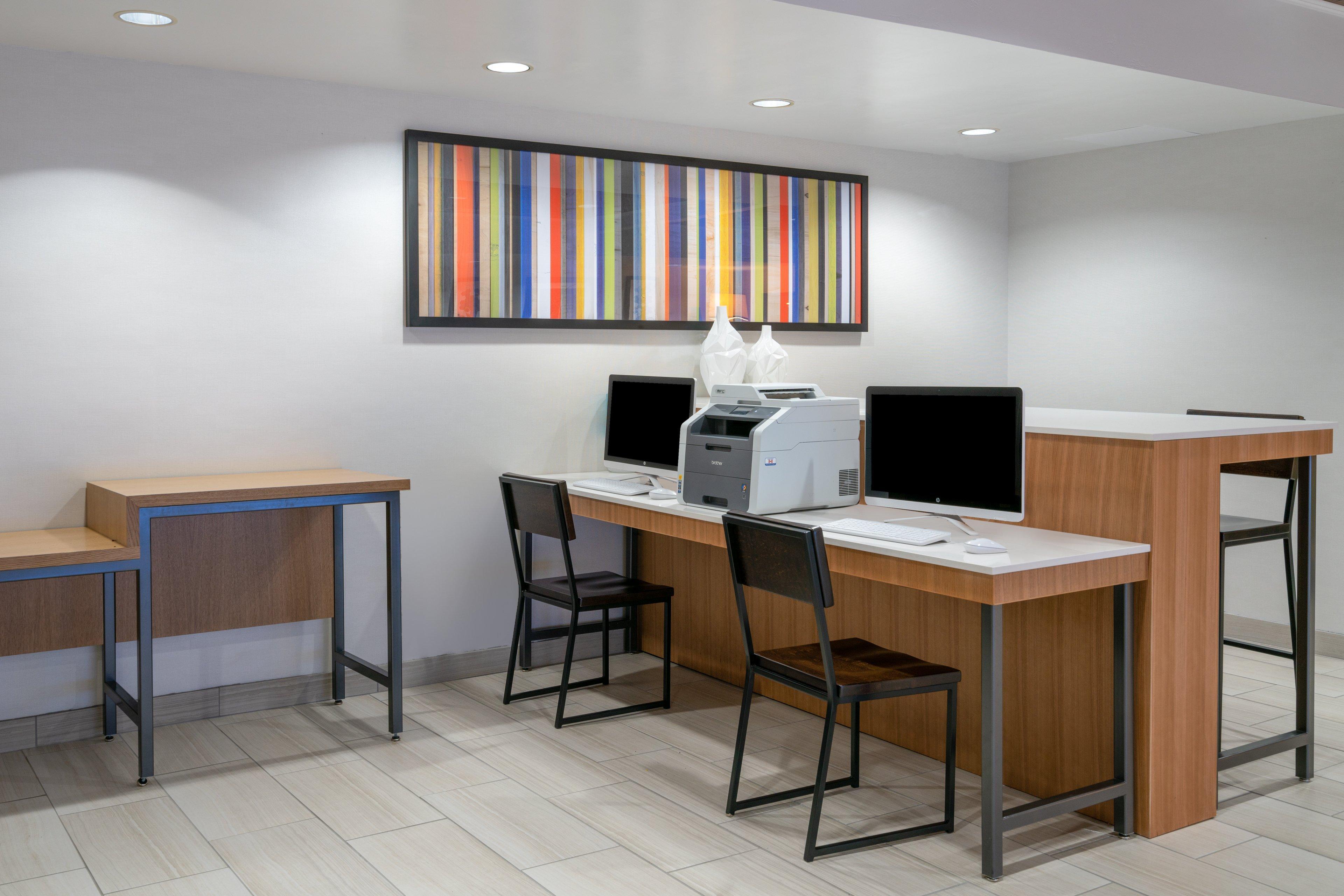 Holiday Inn Express Hotel & Suites Elkins By Ihg Exterior photo