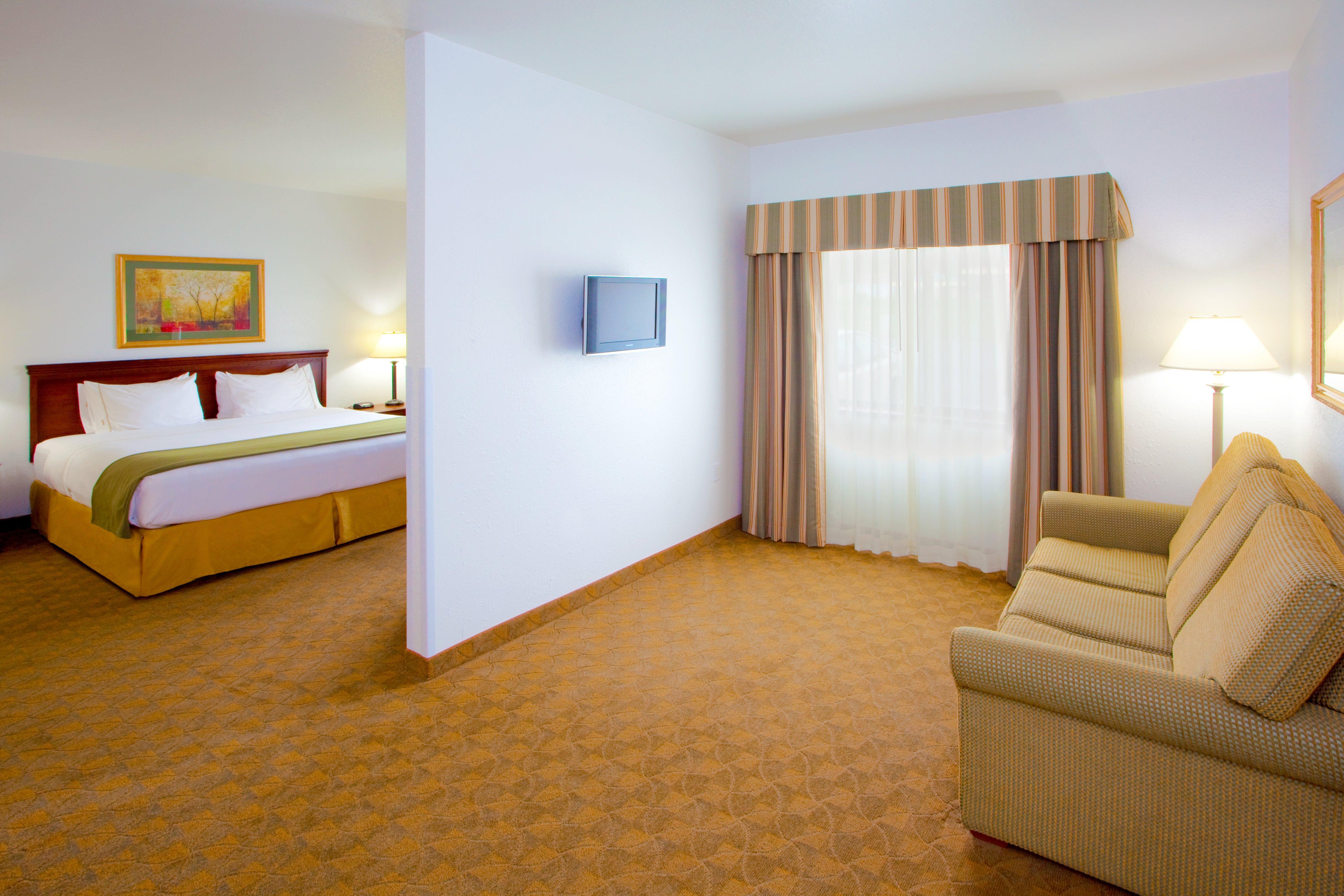Holiday Inn Express Hotel & Suites Elkins By Ihg Exterior photo