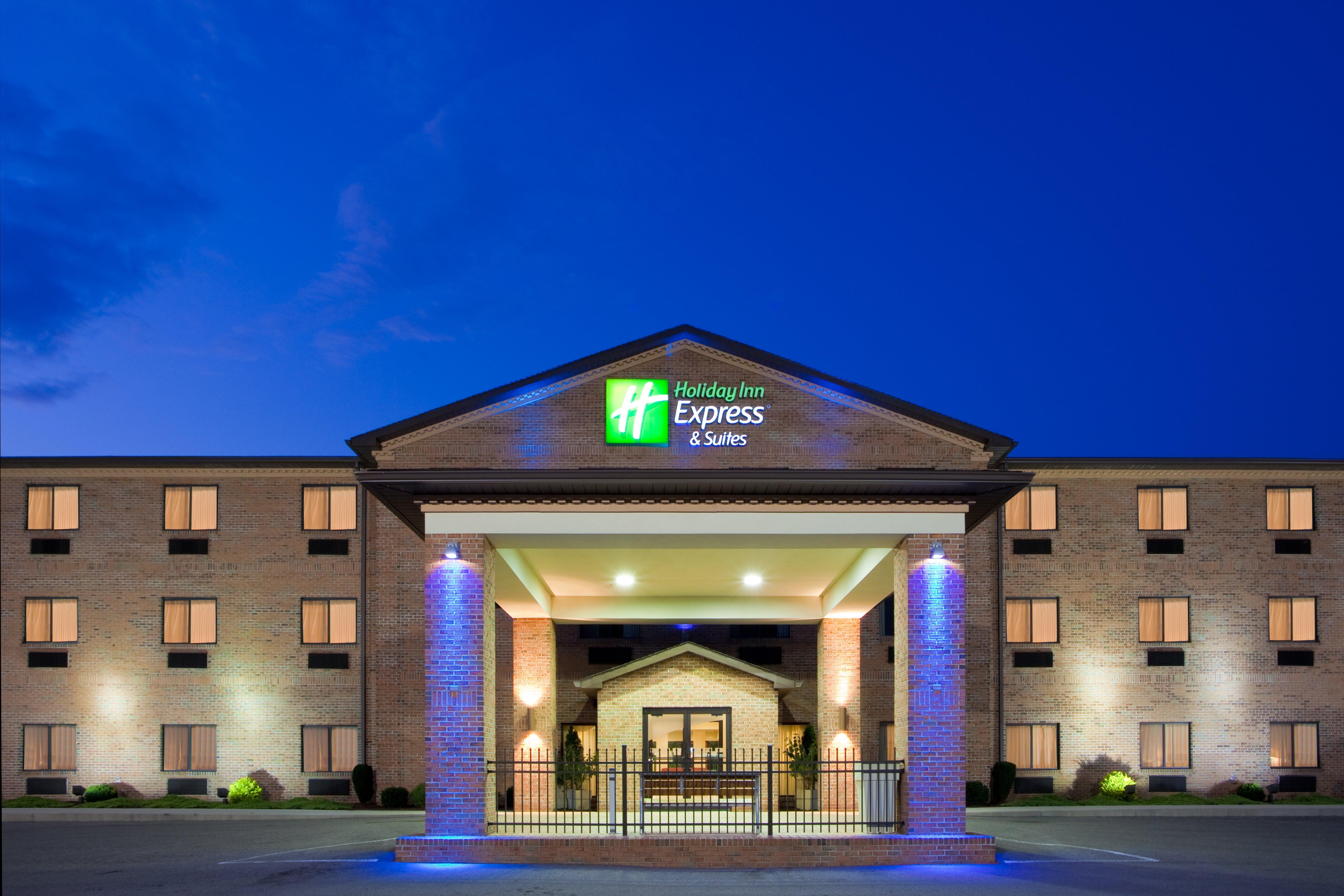 Holiday Inn Express Hotel & Suites Elkins By Ihg Exterior photo