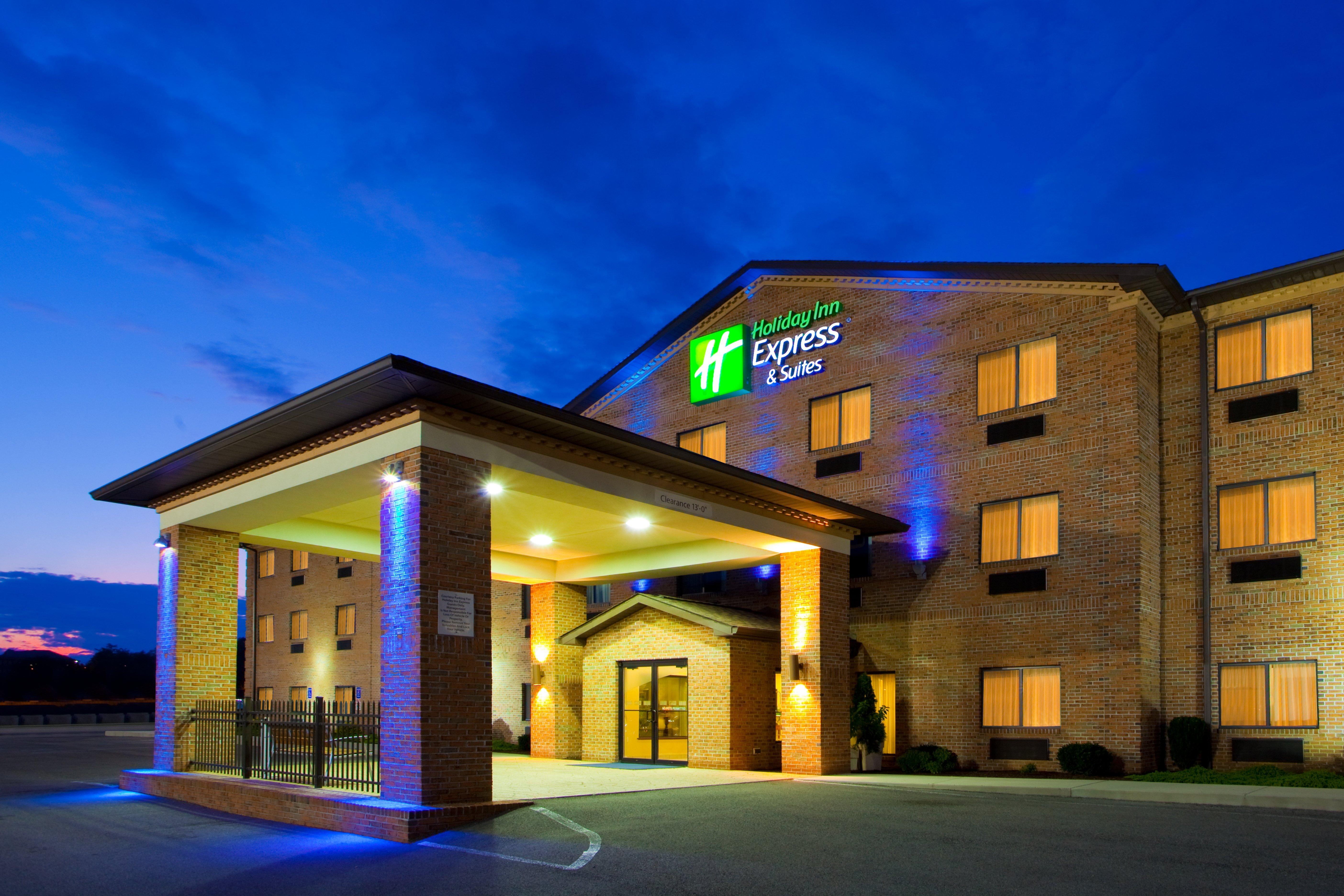 Holiday Inn Express Hotel & Suites Elkins By Ihg Exterior photo
